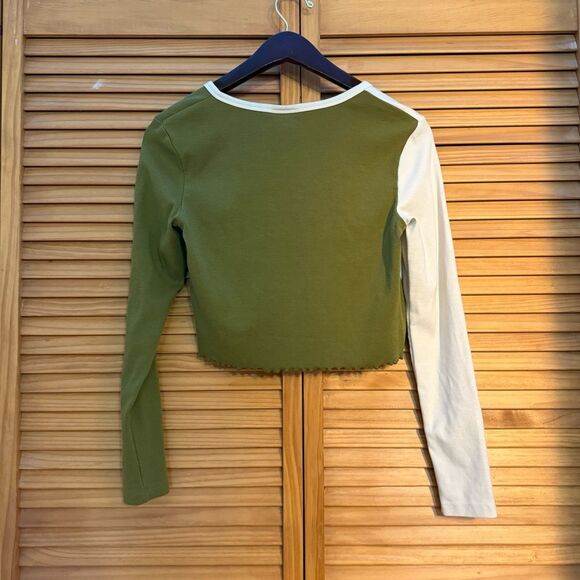 Empyre Green and White Cropped Cardigan size large - Picture 4 of 5